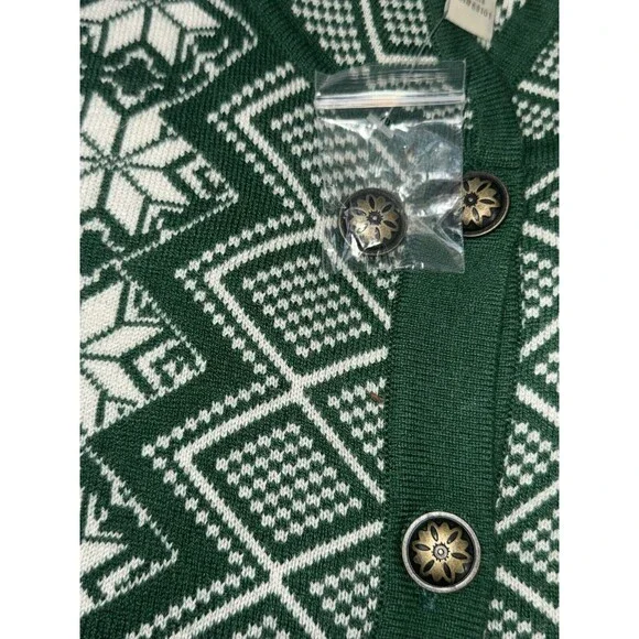 Vitange Appleseeds  green ivory fair isle Nordic button up soft c… - Picture 4 of 11
